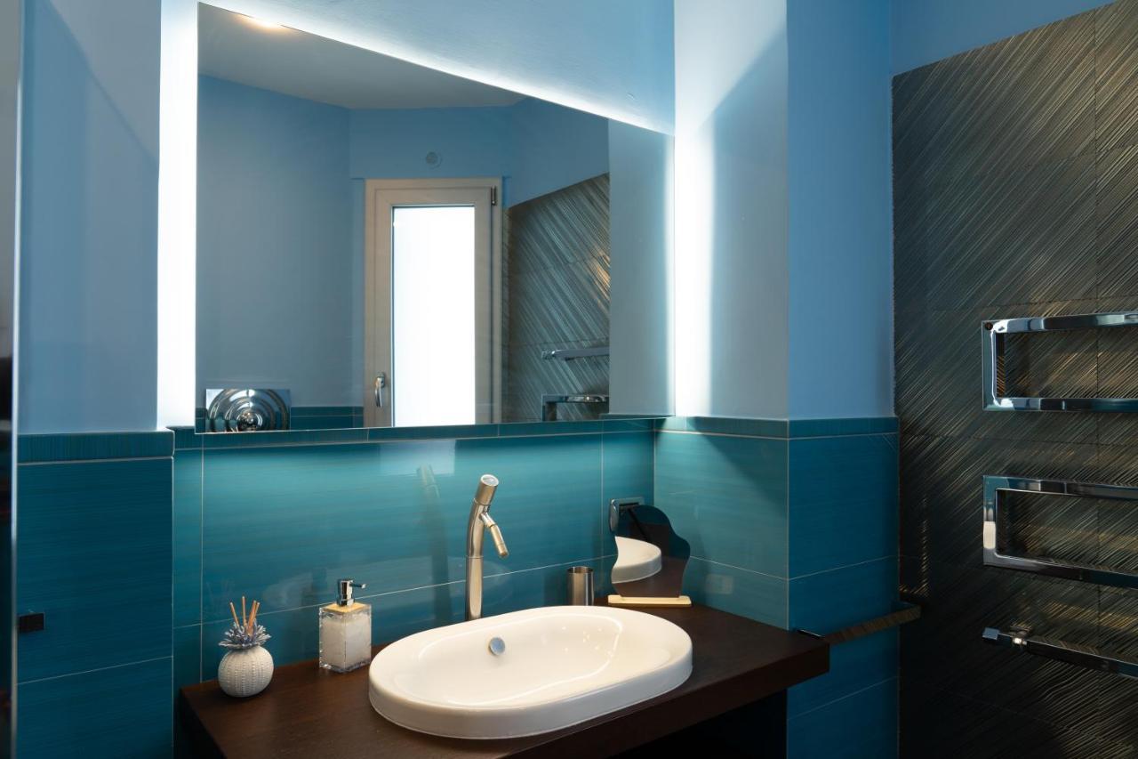 Nettuno'S Suite Napoli Bagian luar foto