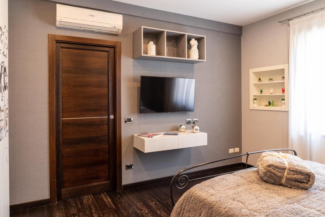 Nettuno'S Suite Napoli Bagian luar foto