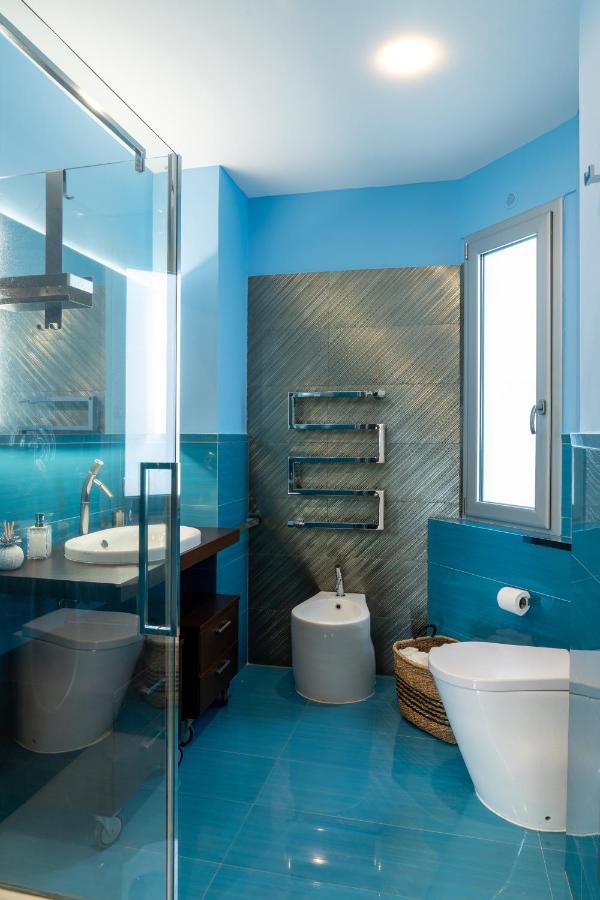 Nettuno'S Suite Napoli Bagian luar foto